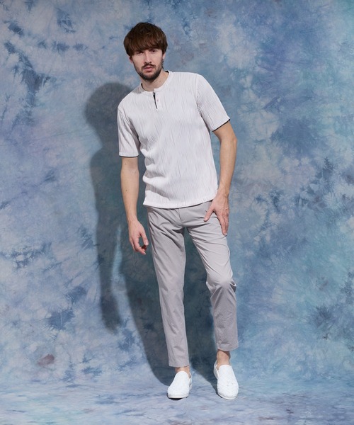 HIDEAWAYS NICOLE(ハイダウェイニコル)の「【WEB限定】ウェーブタックジャガードヘンリーネック半袖プルオーバー(Tシャツ/カットソー・メンズ・ブラック×グレー/ホワイト×ライトグレー/ホワイト×ピンク/ホワイト×ネイビー/ホワイト×グレー・LARGE/MEDIUM/X-LARGE)」の19枚目の写真