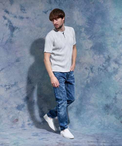 HIDEAWAYS NICOLE(ハイダウェイニコル)の「【WEB限定】ウェーブタックジャガードヘンリーネック半袖プルオーバー(Tシャツ/カットソー・メンズ・ブラック×グレー/ホワイト×ライトグレー/ホワイト×ピンク/ホワイト×ネイビー/ホワイト×グレー・LARGE/MEDIUM/X-LARGE)」の20枚目の写真