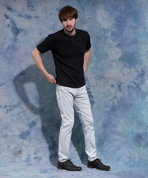 HIDEAWAYS NICOLE(ハイダウェイニコル)の「【WEB限定】ウェーブタックジャガードヘンリーネック半袖プルオーバー(Tシャツ/カットソー・メンズ・ブラック×グレー/ホワイト×ライトグレー/ホワイト×ピンク/ホワイト×ネイビー/ホワイト×グレー・LARGE/MEDIUM/X-LARGE)」の13枚目の写真