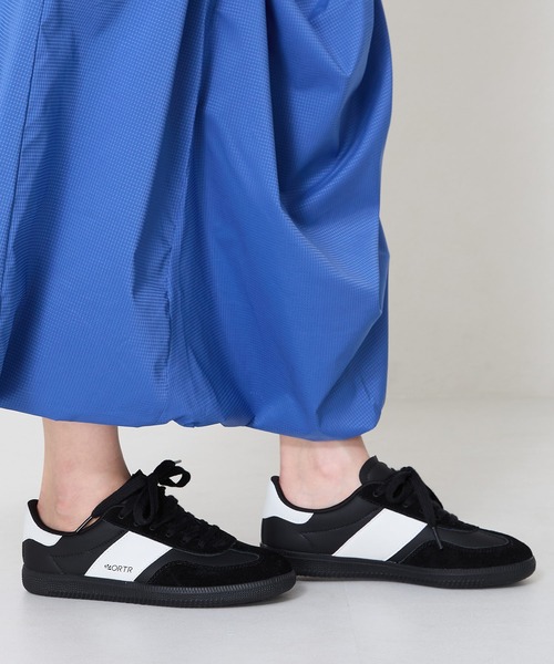 ORiental TRaffic（オリエンタルトラフィック）の「フラットソール配色スニーカー/OT3759（スニーカー・レディース・ピンク/ブラック/ブルー・35/36/37/38/39/40/41/42）」の2枚目の写真