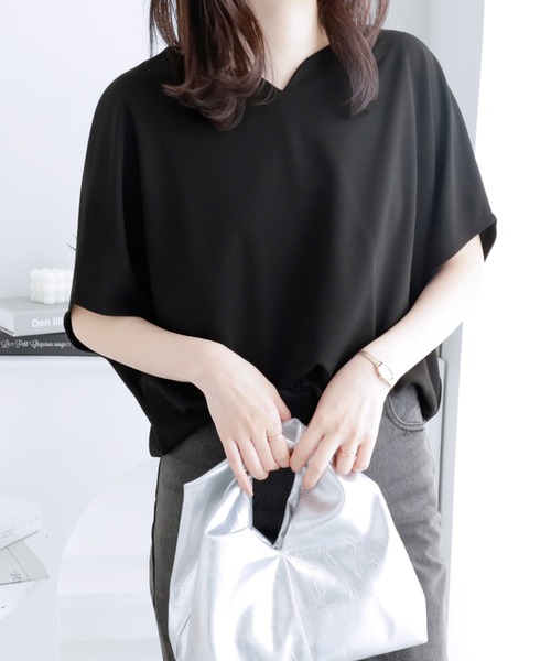 alotta(アロッタ)の「ゆるシルエットで華奢見せ。ドルマンスリーブきれいめカットソー(Tシャツ/カットソー・レディース・ネイビー/ホワイト/ブラック/ロイヤルブルー/グレイッシュベージュ/ピンク・LL/L/M/3L/4L/5L)」の21枚目の写真