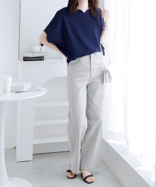 alotta(アロッタ)の「ゆるシルエットで華奢見せ。ドルマンスリーブきれいめカットソー(Tシャツ/カットソー・レディース・ネイビー/ホワイト/ブラック/ロイヤルブルー/グレイッシュベージュ/ピンク・LL/L/M/3L/4L/5L)」の11枚目の写真