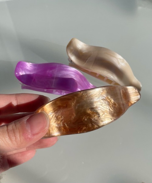 tone（トーン）の「KuKuLu TOKYO/ヘキサゴンサイドバンスクリップ（mini size)（バレッタ/ヘアクリップ・レディース・ブラウン/アイボリー/パープル・FREE）」の8枚目の写真