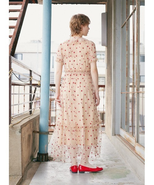 COEL(コエル)の「オリジナル刺繍チュールワンピース(ワンピース・レディース・ベージュ/グレー/ブラック・38/36)」の12枚目の写真