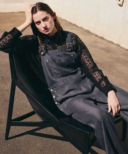 our しなやか素材のラップ風サロペット ブラック our しなやか素材のラップ風サロペット ブラック しなやか素材の