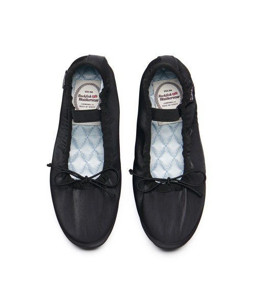 ROCKFISH WEATHERWEAR(ロックフィッシュウェザーウェア)の「WISLEY SCRUNCH FLATS(バレエシューズ・レディース・ブラック/ベージュ/イエロー系/グレー/ブルー/ホワイト/ピンク・23.0cm/23.5cm/24.0cm/24.5cm/25.0cm)」の2枚目の写真