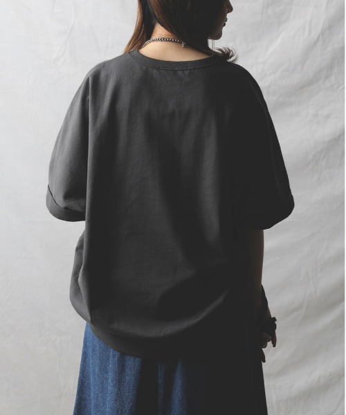 HONEYSUCKLE ROSE（ハニーサックルローズ）の「【HONEYSUCKLE ROSE】コクーンシルエットドルマンＴシャツ（Tシャツ/カットソー・レディース・ダークグレー/ピンク/オフホワイト・M/L）」の12枚目の写真