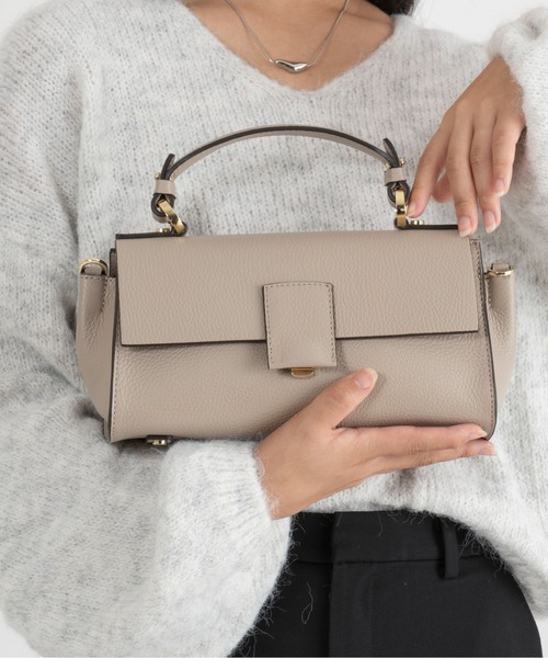 LORISTELLA(ロリステッラ)の「【LORISTELLA/ロリステッラ】2WAY レザー ハンドバッグ ショルダーバッグ ワンハンドルバッグ BETH イタリア製(ショルダーバッグ・レディース・ブラック/アイボリー/ライトブルーグレー/ベージュ系その他/ブラウン/カーキ/サンドベージュ/スモークピンク/グレー系その他・FREE)」の7枚目の写真