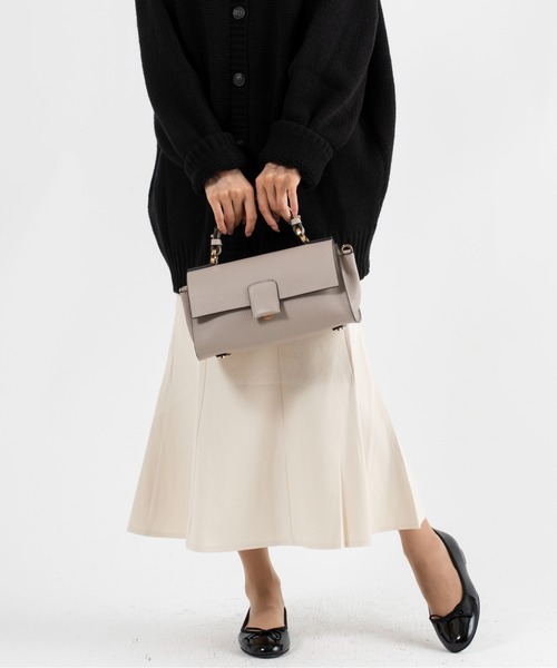 LORISTELLA(ロリステッラ)の「【LORISTELLA/ロリステッラ】2WAY レザー ハンドバッグ ショルダーバッグ ワンハンドルバッグ BETH イタリア製(ショルダーバッグ・レディース・ブラック/アイボリー/ライトブルーグレー/ベージュ系その他/ブラウン/カーキ/サンドベージュ/スモークピンク/グレー系その他・FREE)」の9枚目の写真