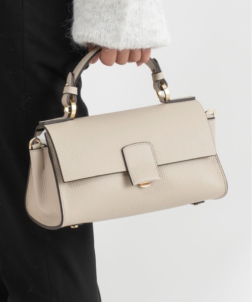 LORISTELLA(ロリステッラ)の「【LORISTELLA/ロリステッラ】2WAY レザー ハンドバッグ ショルダーバッグ ワンハンドルバッグ BETH イタリア製(ショルダーバッグ・レディース・ブラック/アイボリー/ライトブルーグレー/ベージュ系その他/ブラウン/カーキ/サンドベージュ/スモークピンク/グレー系その他・FREE)」の6枚目の写真