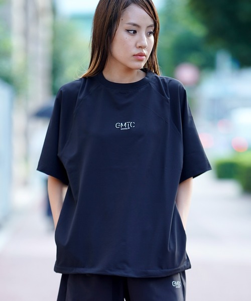 THE MILES(ザ マイルズ)の「GYMTEC 4WAYストレッチワークアウト 半袖ピステ(Tシャツ/カットソー・メンズ・ネイビー/ブラック/ライトグレー/ダークグレー・MEDIUM/LARGE/X-LARGE)」の2枚目の写真