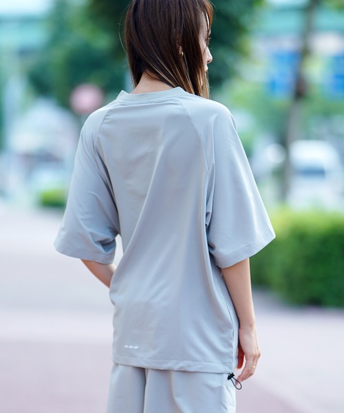 THE MILES(ザ マイルズ)の「GYMTEC 4WAYストレッチワークアウト 半袖ピステ(Tシャツ/カットソー・メンズ・ネイビー/ブラック/ライトグレー/ダークグレー・MEDIUM/LARGE/X-LARGE)」の18枚目の写真
