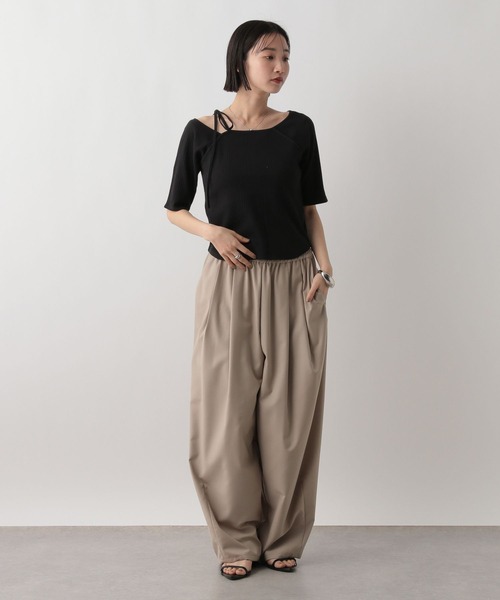 LOWRYS FARM(ローリーズファーム)の「ネックデザインタイト5S 323124(Tシャツ/カットソー・レディース・イエロー/ブラック/ホワイト・FREE)」の15枚目の写真