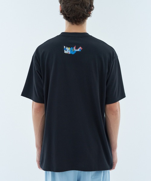 ESTNATION（エストネーション）の「ESTNATION / DELTA プリントショートスリーブTシャツ（Tシャツ/カットソー・メンズ・ホワイト/ブラック/ピンク・MEDIUM/LARGE/SMALL/X-LARGE）」の7枚目の写真