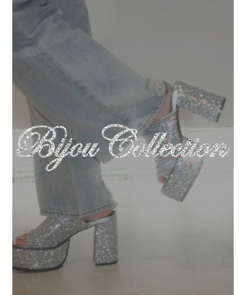 EVRIS（エヴリス）の「グリッターチャンキーヒールサンダル