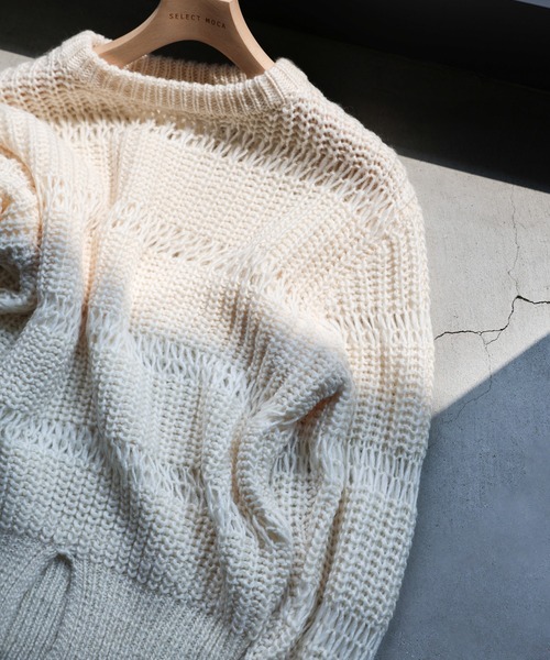 select MOCA by son（セレクトモカバイソン）の「センタースリット透かし編みニット（ニット/セーター・レディース・チャコール/アイボリー/ブラック・FREE）」の4枚目の写真