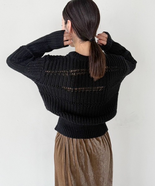 select MOCA by son（セレクトモカバイソン）の「センタースリット透かし編みニット（ニット/セーター・レディース・チャコール/アイボリー/ブラック・FREE）」の14枚目の写真