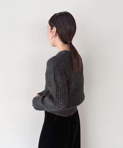 select MOCA by son（セレクトモカバイソン）の「センタースリット透かし編みニット（ニット/セーター・レディース・チャコール/アイボリー/ブラック・FREE）」の11枚目の写真