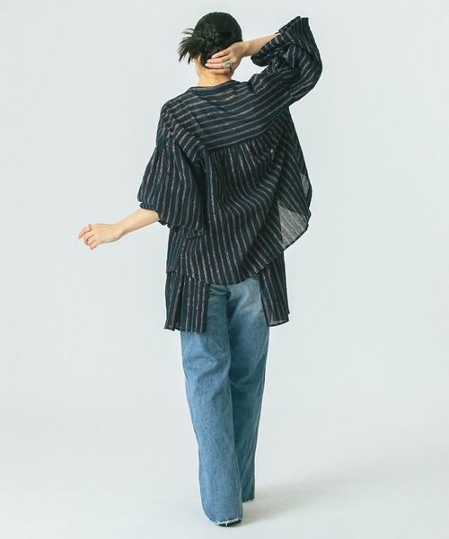 ROSE BUD(ローズバッド)の「(mag.by c)VOLUME SLEEVE BLOUSE(シャツ/ブラウス・レディース・ネイビー/ピンク・ONE SIZE)」の12枚目の写真