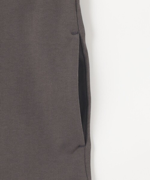 23区(ニジュウサンク)の「【SLOW/一部店舗限定】MVSコットン T ワンピース(ワンピース・レディース・カーキ系/グレー系/ホワイト系・38)」の14枚目の写真