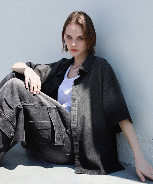 ROCHEM（ローシェン）の「グラデーションデニム半袖シャツ（シャツ/ブラウス・メンズ・ブラック/ブルー・L/M/S/XS）」の12枚目の写真