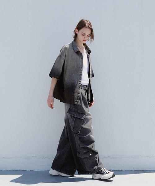 ROCHEM（ローシェン）の「グラデーションデニム半袖シャツ（シャツ/ブラウス・メンズ・ブラック/ブルー・L/M/S/XS）」の18枚目の写真