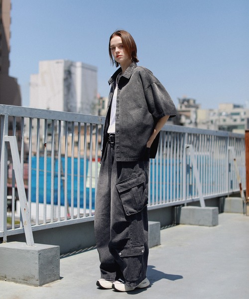 ROCHEM（ローシェン）の「グラデーションデニム半袖シャツ（シャツ/ブラウス・メンズ・ブラック/ブルー・L/M/S/XS）」の21枚目の写真