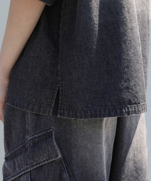 ROCHEM（ローシェン）の「グラデーションデニム半袖シャツ（シャツ/ブラウス・メンズ・ブラック/ブルー・L/M/S/XS）」の8枚目の写真