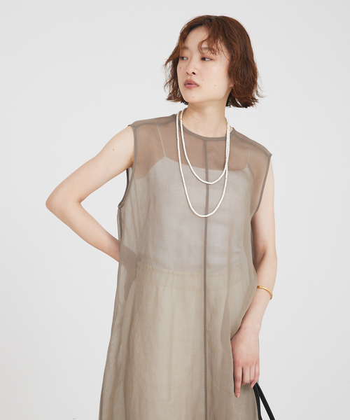 qualite(カリテ)の「ストーンロングネックレス(ネックレス・レディース・ホワイト/ブルー・フリー)」の3枚目の写真