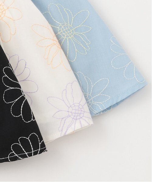 petit main（プティマイン）の「【リンク】花刺しゅうスカート(キッズ)（スカート・キッズ・ブラック/アイボリー/サックスブルー・110cm/130cm/120cm/100cm/80ｃｍ/90cm）」の7枚目の写真