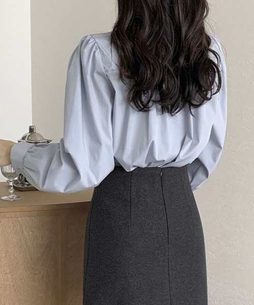 SallyLunn(サリーラン)の「ネクタイネックシャツブラウス(シャツ/ブラウス・レディース・ホワイト/ブラック/ブルー・MEDIUM/LARGE)」の9枚目の写真