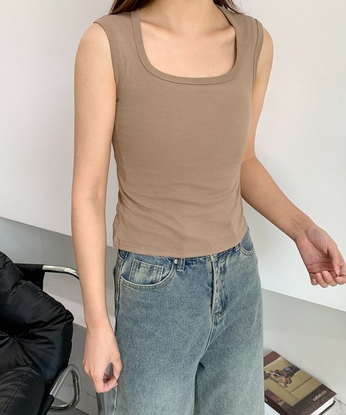 LOWO(ロワ)の「綿混ノースリーブカットソー(Tシャツ/カットソー・レディース・チャコールグレー/グレー/ブラック/ベージュ/ブラウン/ホワイト・2L/L/M)」の18枚目の写真