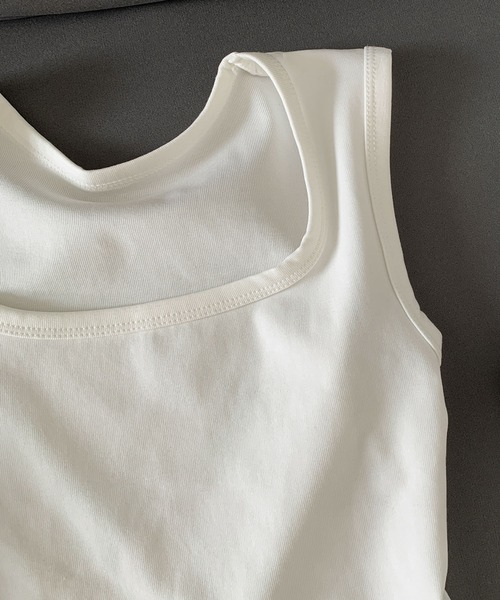 LOWO(ロワ)の「綿混ノースリーブカットソー(Tシャツ/カットソー・レディース・チャコールグレー/グレー/ブラック/ベージュ/ブラウン/ホワイト・2L/L/M)」の21枚目の写真