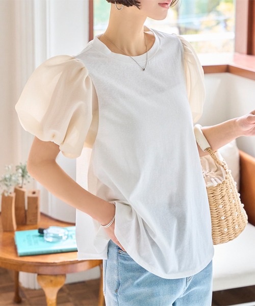KOBE LETTUCE(コウベレタス)の「シアーパプスリーブフレアトップス(Tシャツ/カットソー・レディース・オフホワイト/ブルー/ブラック・M)」の7枚目の写真