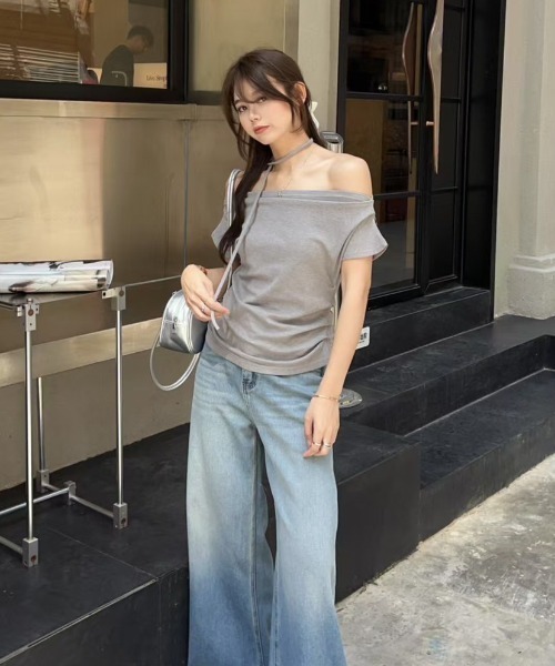 LAC-VERT(ラック・ヴェール)の「2WAYオフショルトップス(タイ付き)(Tシャツ/カットソー・レディース・ブラック/グレー/オフホワイト/イエロー・FREE)」の14枚目の写真