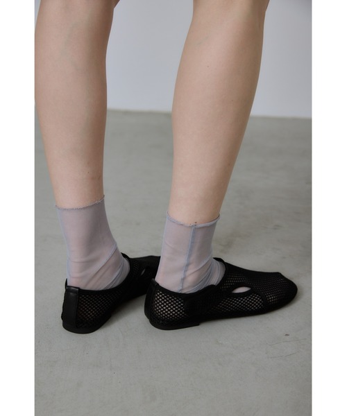 un/neu(アンノイ)の「スポーティーメッシュフラットシューズ(サンダル・レディース・ホワイト/ブラック/レッド・LARGE/MEDIUM/SMALL)」の12枚目の写真