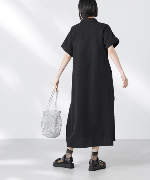 NANO universe（ナノユニバース）の「サッカードルマンスリーブシャツワンピース（シャツワンピース・レディース・ブラック/ブルー/ベージュ・FREE）」の14枚目の写真