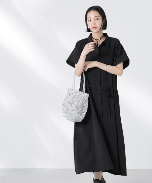 NANO universe（ナノユニバース）の「サッカードルマンスリーブシャツワンピース（シャツワンピース・レディース・ブラック/ブルー/ベージュ・FREE）」の17枚目の写真