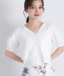 tocco closet（トッコ　クローゼット）の「パール釦フラワーレース切り替えニットカーディガン（カーディガン/ボレロ）」