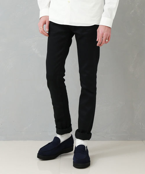 UNITED TOKYO（ユナイテッドトウキョウ）の「スーピマスキニーデニム（デニムパンツ・メンズ・インディゴブルー/ブラック/ホワイト・3/2/1）」の2枚目の写真