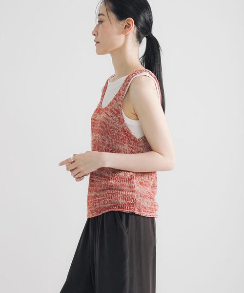 URBAN RESEARCH（アーバンリサーチ）の「ローズベトールフライスタンクトップ（タンクトップ・レディース・ブラック/オフホワイト/カーキ・FREE）」の9枚目の写真