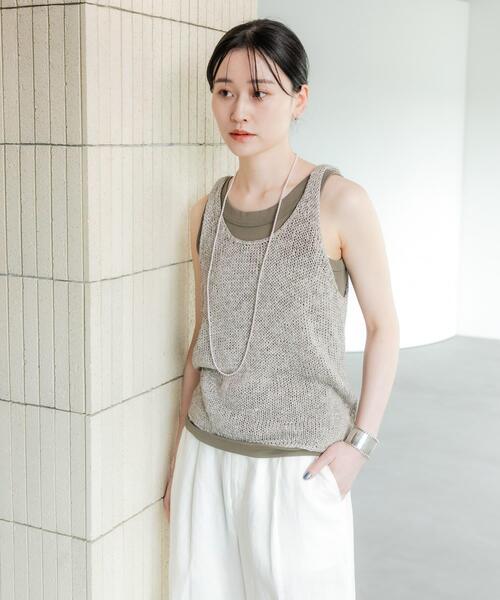 URBAN RESEARCH（アーバンリサーチ）の「ローズベトールフライスタンクトップ（タンクトップ・レディース・ブラック/オフホワイト/カーキ・FREE）」の18枚目の写真