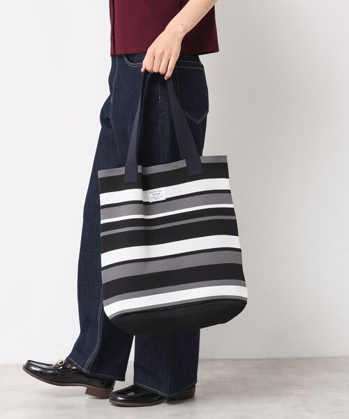 Dessin(デッサン)の「【マシンウォッシャブル・A4収納可】ランダムボーダーニットBAG(トートバッグ・レディース・ピンク系その他/ブラック系2/ネイビー系2・00)」の4枚目の写真