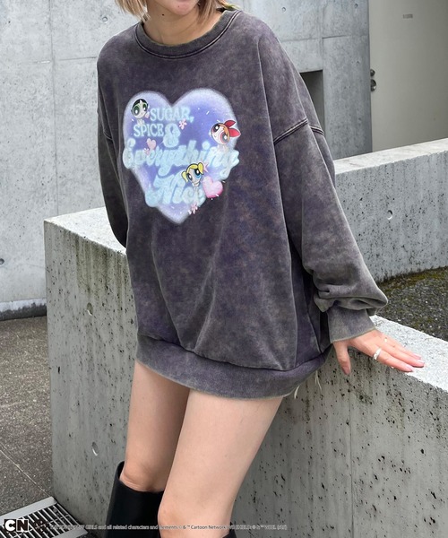4GEEKS BY SPIRALGIRL(フォーギークスバイスパイラルガール)の「【THE POWERPUFF GIRLS】ピグメントフロントデザインプルオーバー(スウェット・レディース・ブルー・FREE)」の3枚目の写真