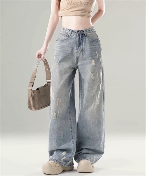 FREE STYLISTS(フリー スタイリスト)の「ゆったりサイズダメージワイドデニムパンツ(デニムパンツ・レディース・ライトブルー・XS/S/L/XL/2XL/3XL/M/4XL)」の4枚目の写真