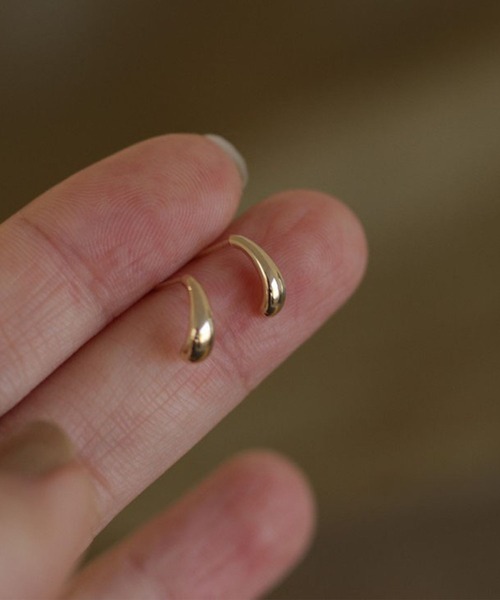 yu-ka（ユーカ）の「YU-KA:ミニドロップピアス mini drop pierce（ピアス（両耳用）・レディース・ゴールド/シルバー・FREE）」の2枚目の写真