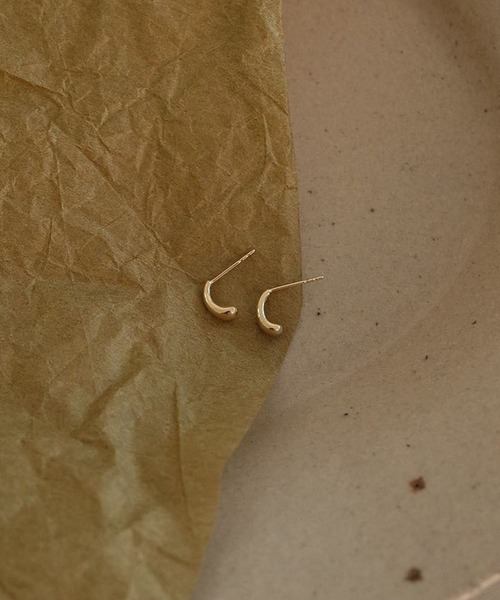 yu-ka（ユーカ）の「YU-KA:ミニドロップピアス mini drop pierce（ピアス（両耳用）・レディース・ゴールド/シルバー・FREE）」の4枚目の写真