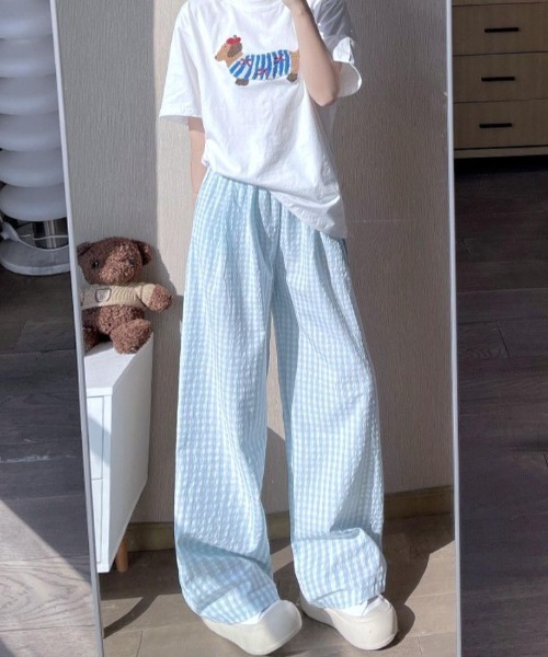 maison de LATIR(メゾンドラティール)の「ナチュラルなギンガムチェックの夏服。ラフで可愛いイージーパンツ(その他パンツ・レディース・ブルー/ブラック/ライトブルー・FREE)」の11枚目の写真