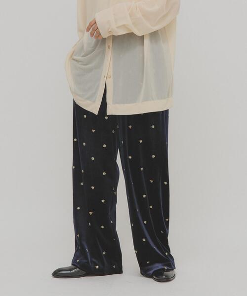 KBF（ケイビーエフ）の「ベロアイージーパンツ（その他パンツ・レディース・ブルー系その他/ブラック/グレー系その他・ONE）」の11枚目の写真