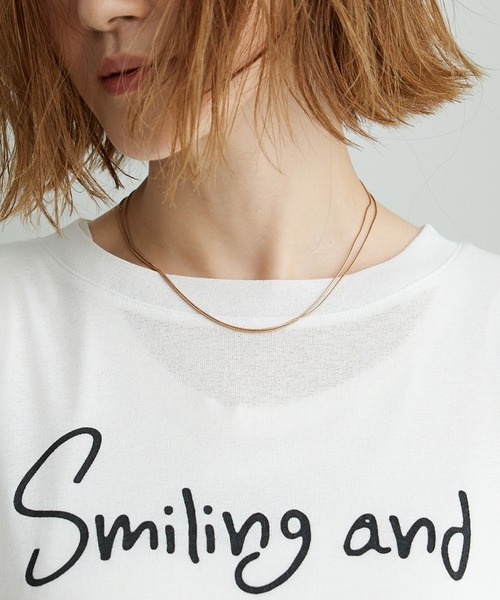 BELLUNA PLUS(ベルーナ)の「シアー素材ラクガキ風ロゴプルオーバー(Tシャツ/カットソー・レディース・オフホワイト/チャコール・MEDIUM/LARGE/X-LARGE)」の8枚目の写真